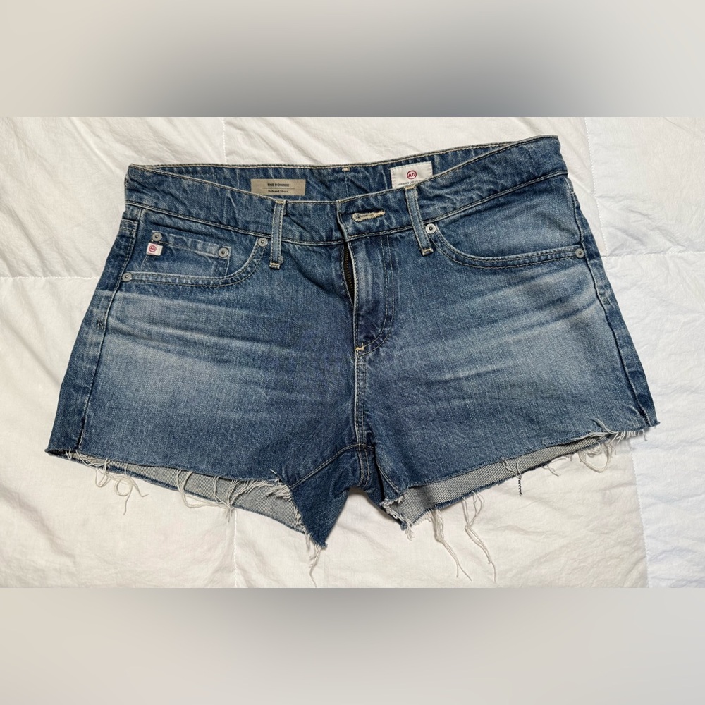 AG The Bonnie relaxed fit shorts -size 26 - Never worn, new without tags